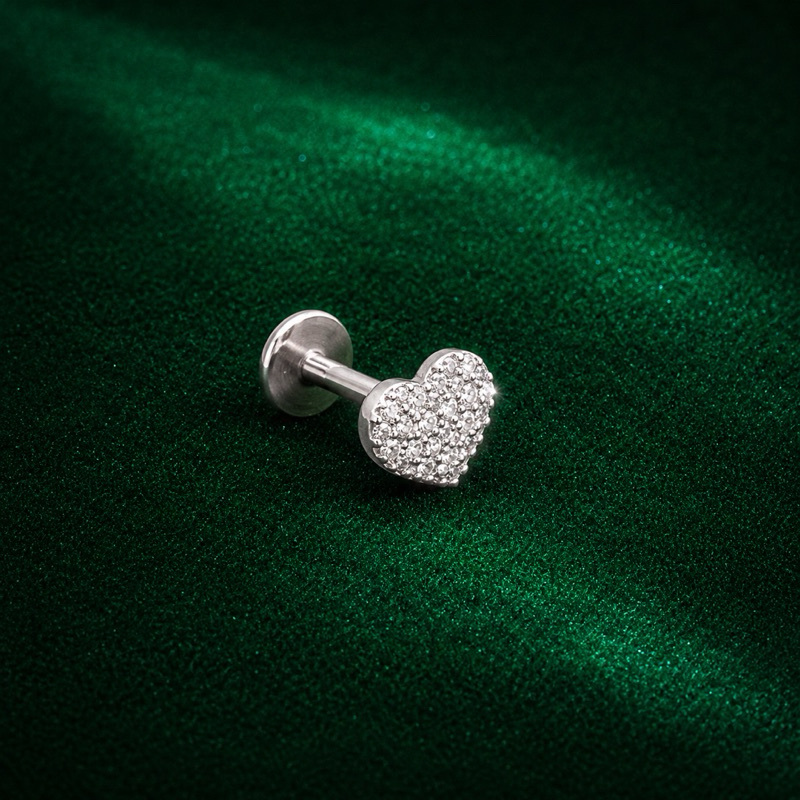 Piercing Coração com Zircônias em Prata 925 Romântico e Sofisticado