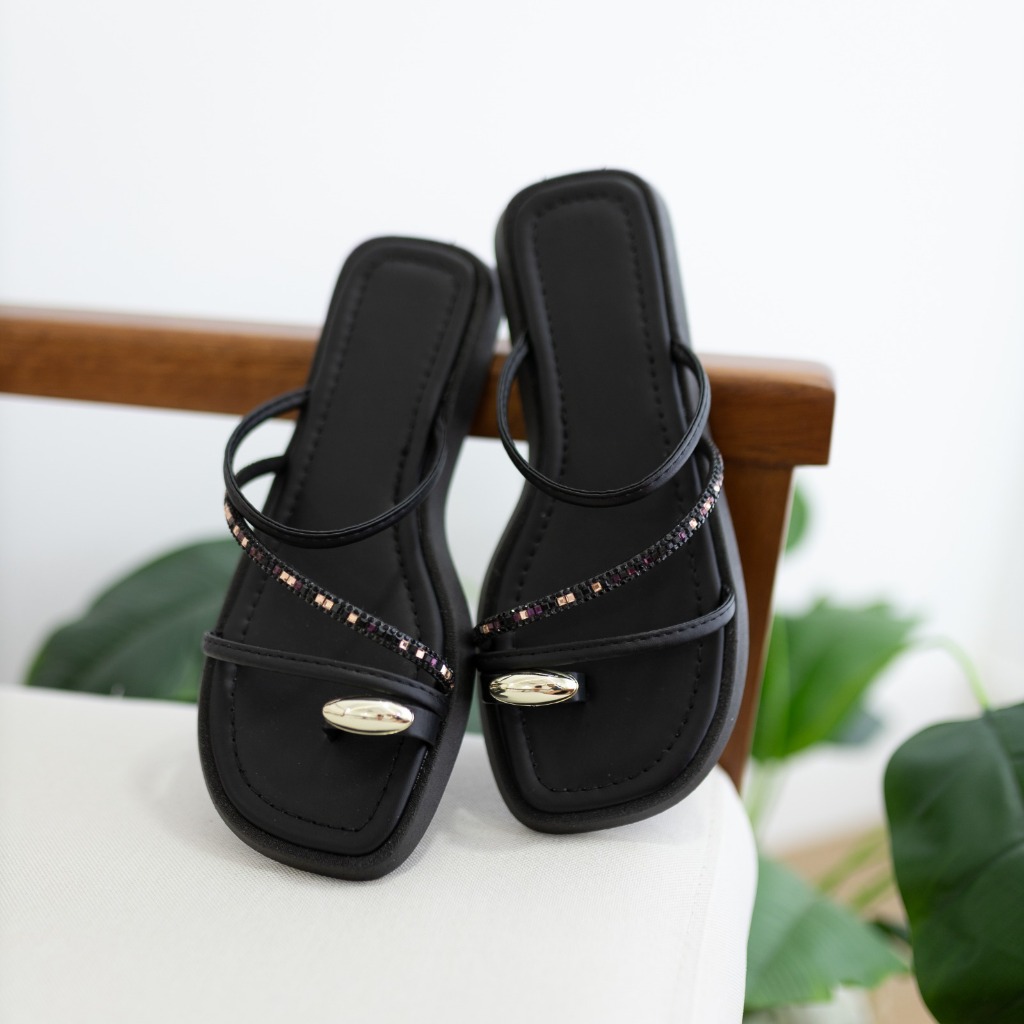 SANDÁLIA RASTEIRINHA FEMININA FLAT STRASS CRISTAL PAPETE CONFORTÁVEL ANTIDERRAPANTE ELEGANTE VERÃO