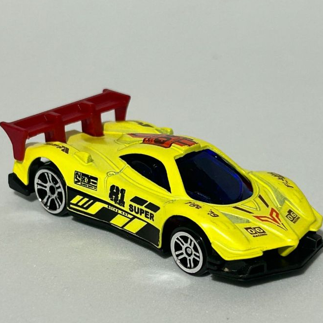 Brinquedo Kit 4 Carrinho De Metal para Criança Colecionador Muda De Cor Com Calor Água Quente Color