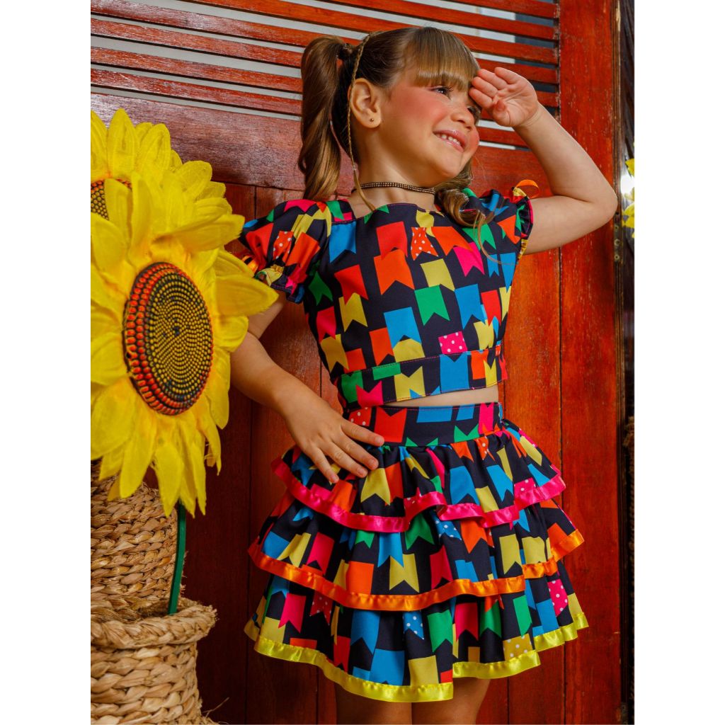 Conjunto Infantil Copa Brasil Juvenil São João Junino Luxo Festa Junina Menina Saia babados Vestido Bandeirinhas