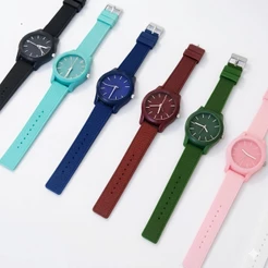 Relógio Bracelete De Silicone Unissex Estiloso e Básico