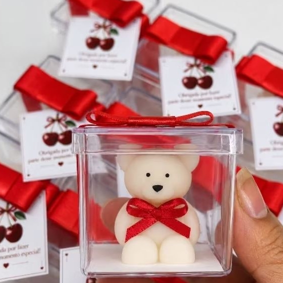 kit vela ursinho na caixinha acrílica personalizada ideal para lembrancinhas de Batizado aniversário primeira comunhão
