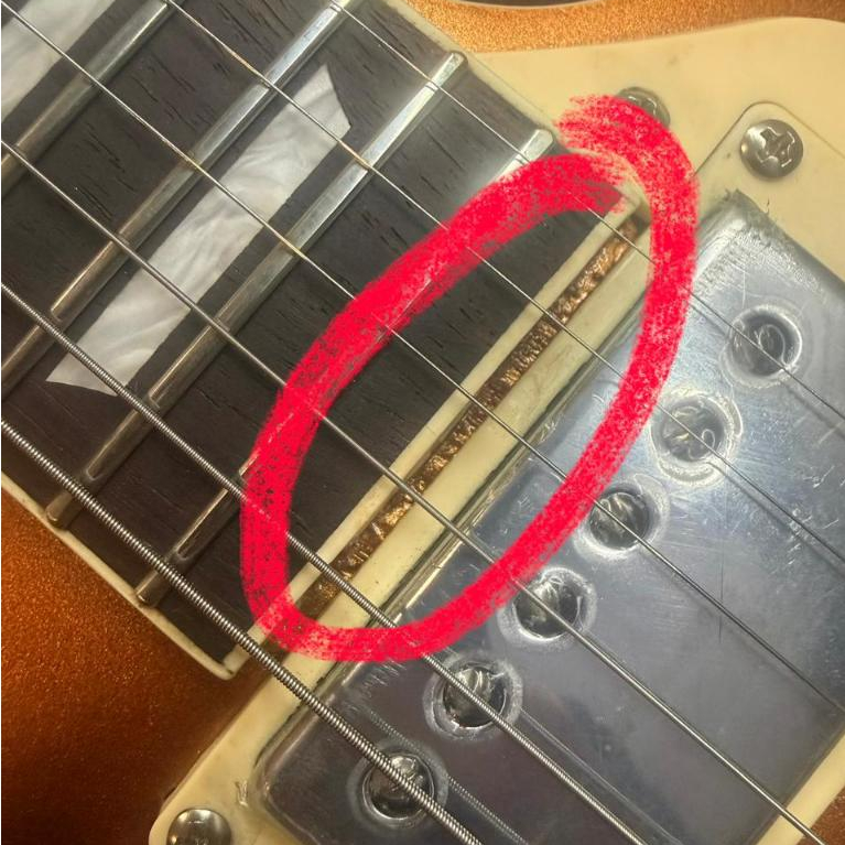 Guitarra e Contrabaixo Seven COM ( AVARIA )