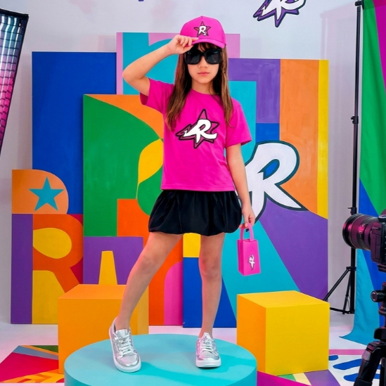 Kit Infantil Emilly Vick Camiseta Boné Bolsinha Estampadas DTF Os Rosa Youtubers 100% Algodão