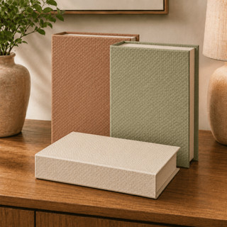 Caixa Livro Decorativo 32cm Organizador Revestido Em Tecido Couro Premium