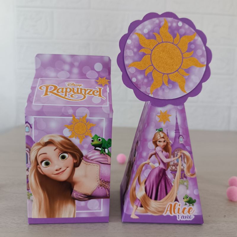 CAIXA MILK E PIRÂMIDE CONE /PERSONALIZADAS TEMA RAPUNZEL ENROLADOS, LEMBRANCINHAS COM NOME E IDADE