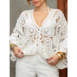 Blusa Feminina Saída de Praia Crochê Vazado Manga Longa com Botões Moda Verão SD4067