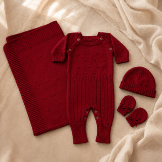 Kit Saída Maternidade Bebê RN Luxo Tricô 4 Peças Menina Menino Recém Nascido Macacão Manta Luva Touca em Tricot