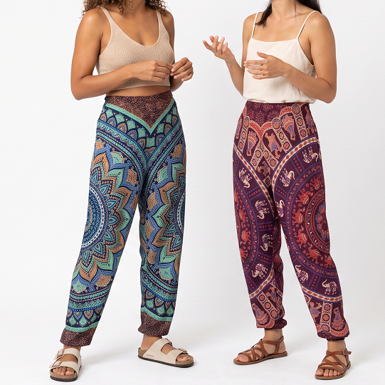 Calça Pantacourt (tecido fininho) Aladim Mandala Indiana em Viscose Estampada Boho Yoga