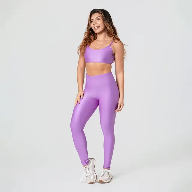 Conjunto de academia feminino  top e leg no canelado de compressão tecido zero transparencia