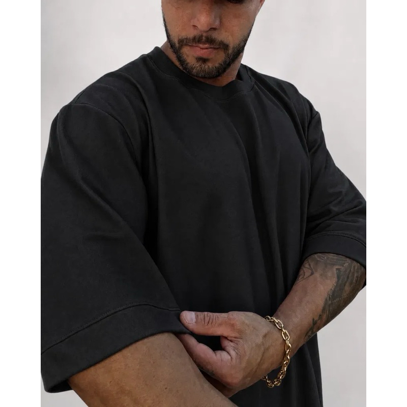Camiseta Masculina OverSized modelo  StreetWear Gola canelada alta Malhão macio e grosso