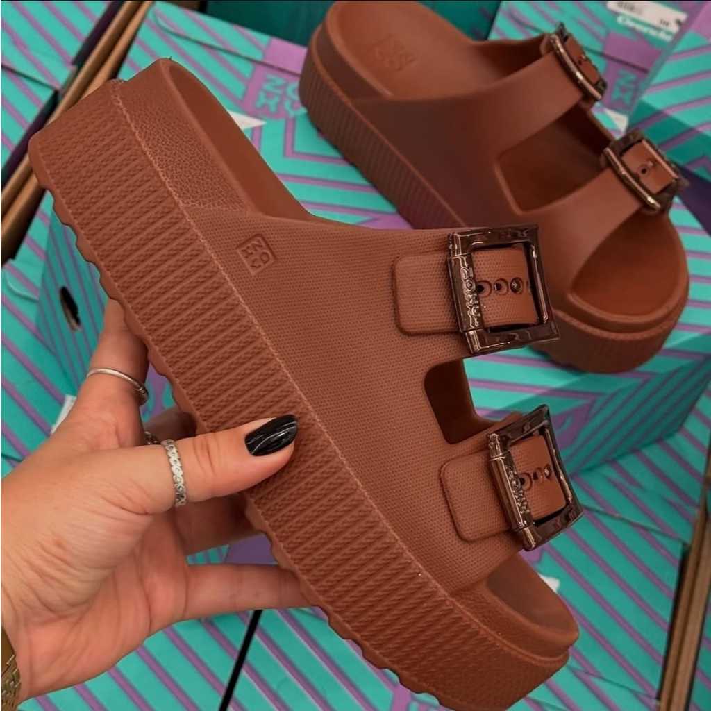 Papete Zaxy Nuvem FlatForm Anabela Tamanco Com Fivelas Macio Confortável Plataforma Lançamento Leve Sandália  Original