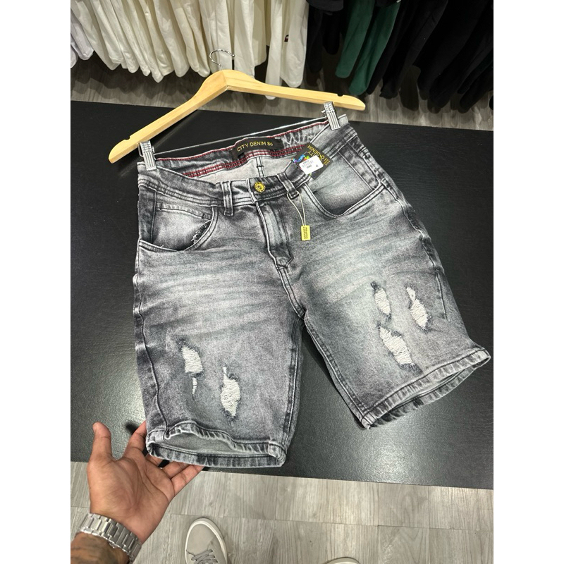 Bermuda shorts jeans masculino cinza rasgos city — imagem 2 de 2