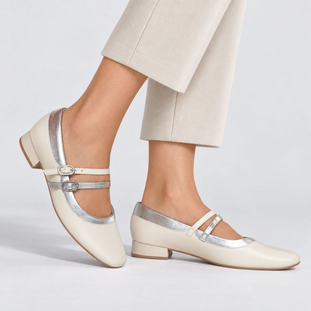 Sapatilha Feminina Boneca Off White com Prata Ramarim 2415203-1