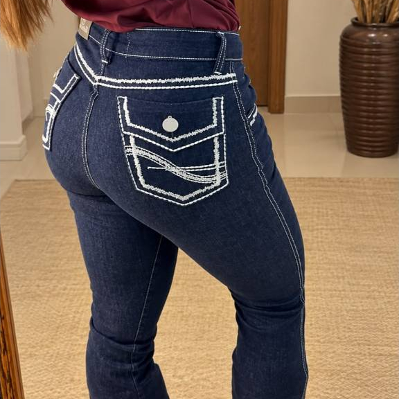 Calça feminina country jeans flare bordada