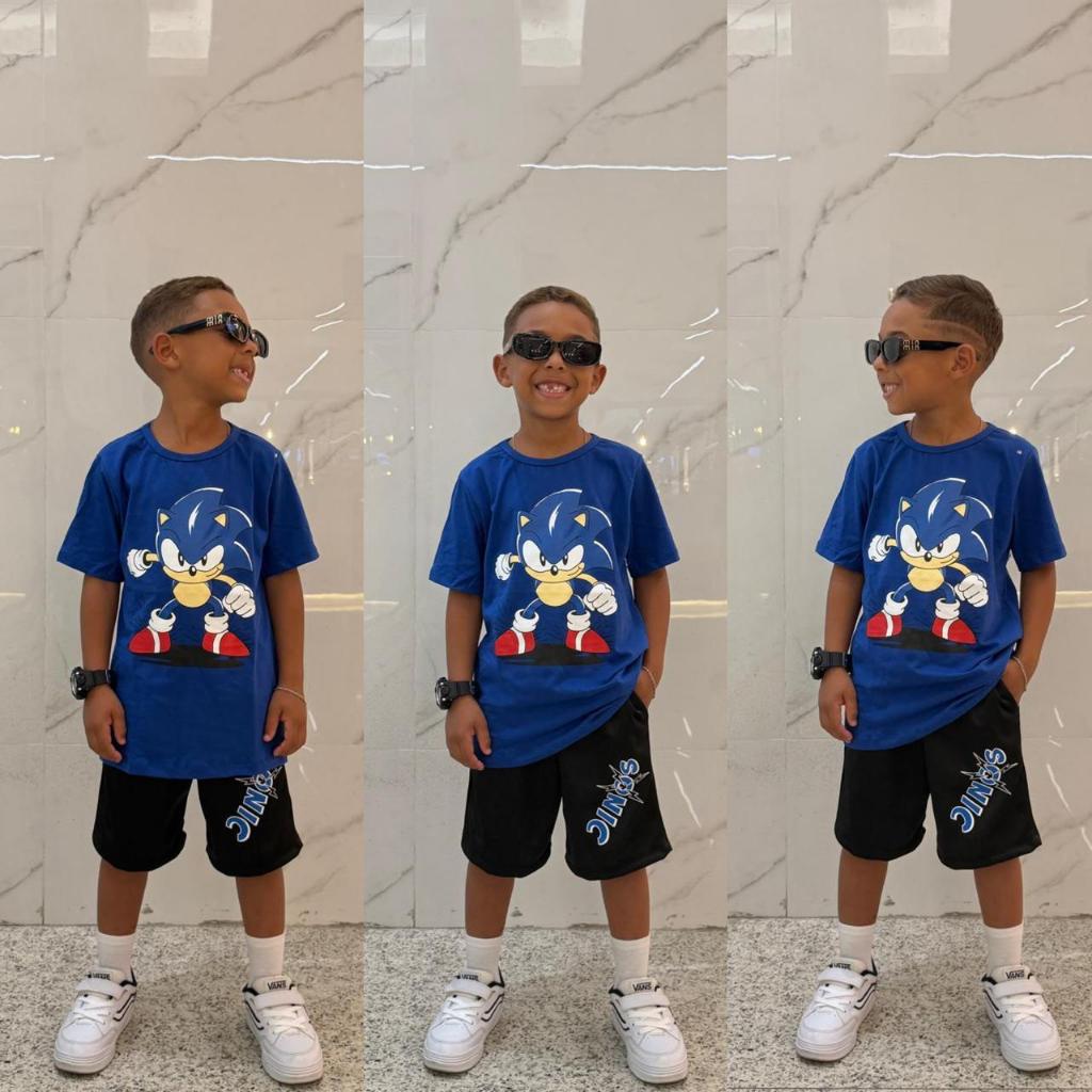 Conjunto Infantil Masculino Malha e Moletinho Confortável e Estiloso para Passeio com Estampa Personagem e Bermuda Moder