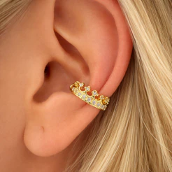 🌟Piercing Conch Coroa | Aço Cirúrgico Folheado Antialérgico | Conforto e Durabilidade (ONP1507) 👂