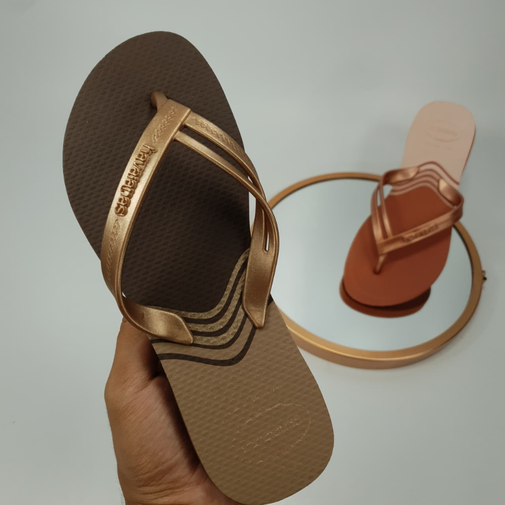 Chinelo Feminino Havaianas Elegance Print 4148804 Sofisticação e Conforto para o Dia a Dia