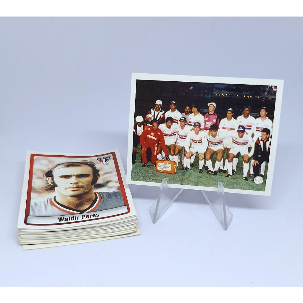 Lote com 41 figurinhas São Paulo FC - Coleção São Paulo Histórico - Panini
