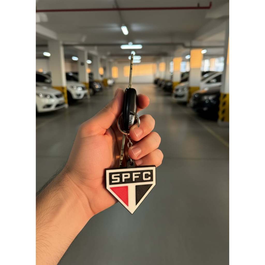 Chaveiro São Paulo FC Brasão Escudo SPFC Torcedor em Relevo Tricolor Material Resistente e Leve em 3D
