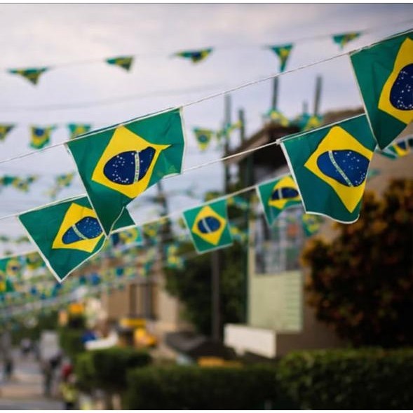 Kit Varal Bandeirinha  pendurar Brasil Copa do Mundo 2026 Futebol Bandeira 10m 20m 30m 50m Decoração