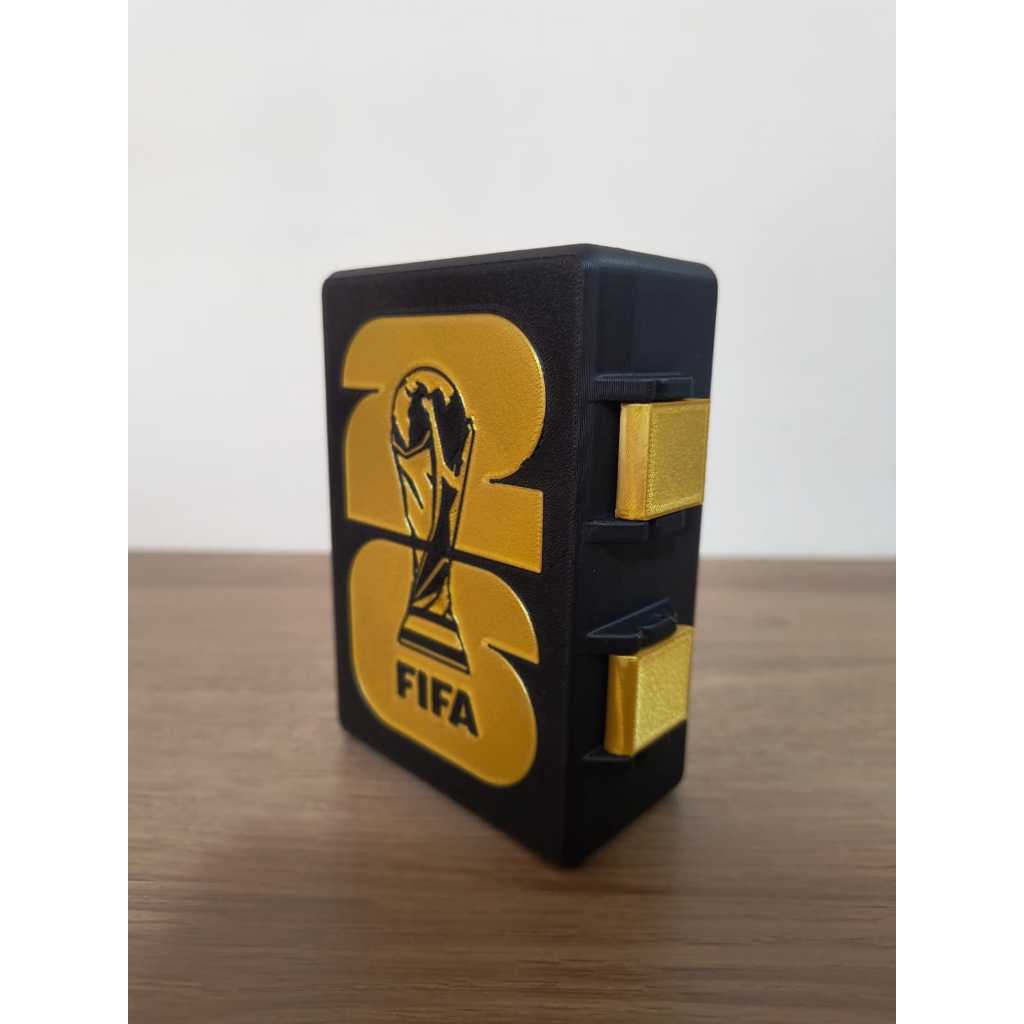 Caixa Porta Figurinhas Copa do Mundo 3D – Organizador FIFA 2026 – Case para Cards e Figurinhas