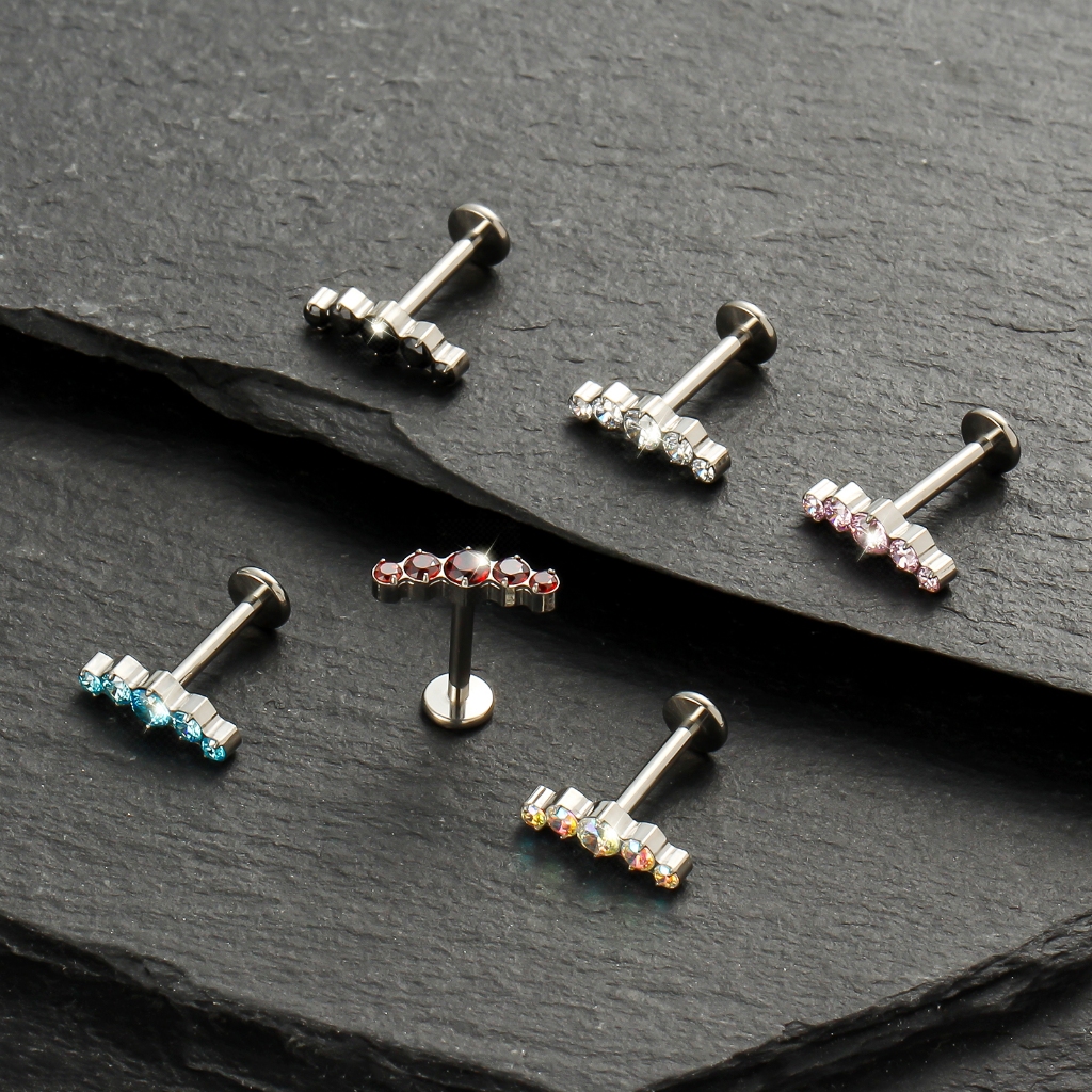 Piercing Labret TitâNio Cluster ZircôNias Cravejadas · foto 2
