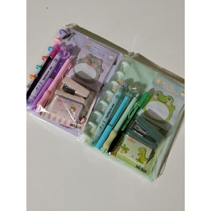 kit 7 itens de papelaria caderno 8 disco + grampeador + post It + canetas fofas papelaria fofa