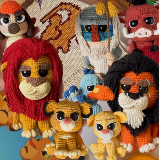 REI LEÃO E SIMBA BONECO AMIGURUMI | ARTESANAL | COLECIONADOR | ORIGINAL
