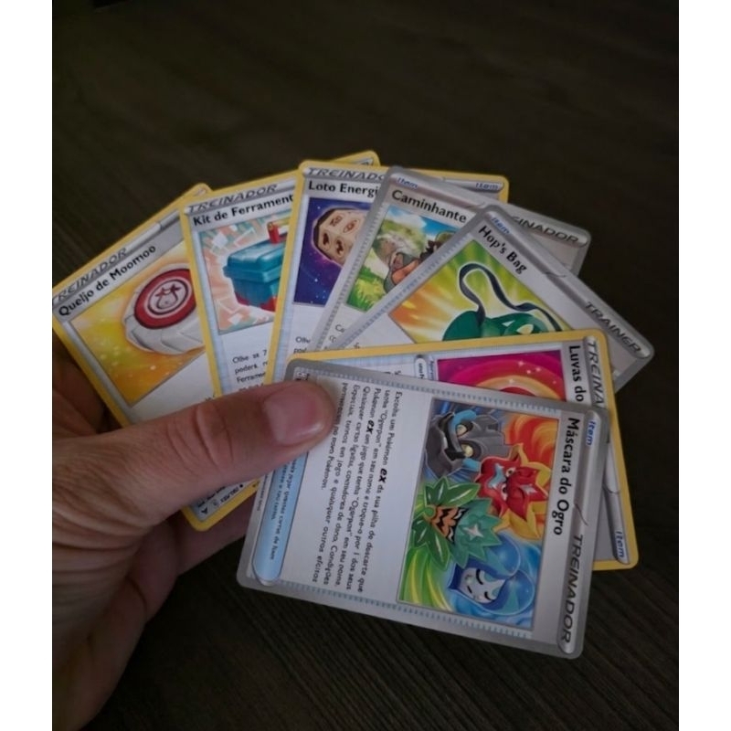 Cartas Pokémon Treinador / Item – Avulsas (Escolha a Sua nas Variações)
