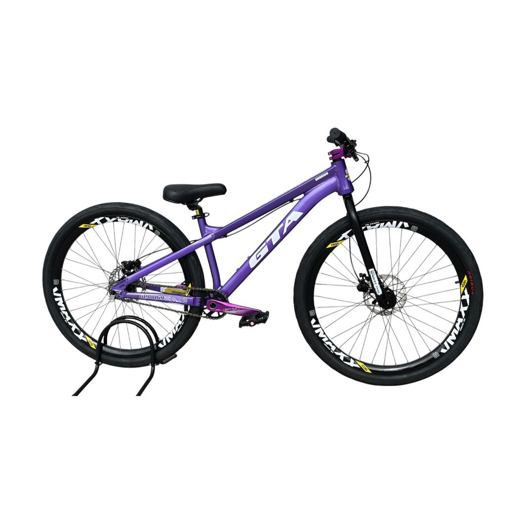 Bicicleta GTA Gravity Freeride aro 26, Freios Hidráulico Shimano mt200 com Cubo Barulhento