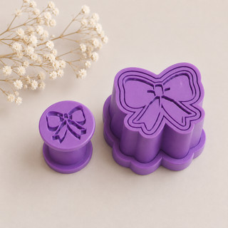 Kit Ejetor Modelador Para Brigadeiro + Carimbo Laçinho Fofo Confeitaria Laço Biscuit