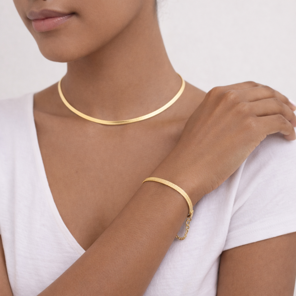 Kit Colar Gargantilha E Bracelete Feminino Luxo Moderno Antialérgico Folheado A Ouro 18K