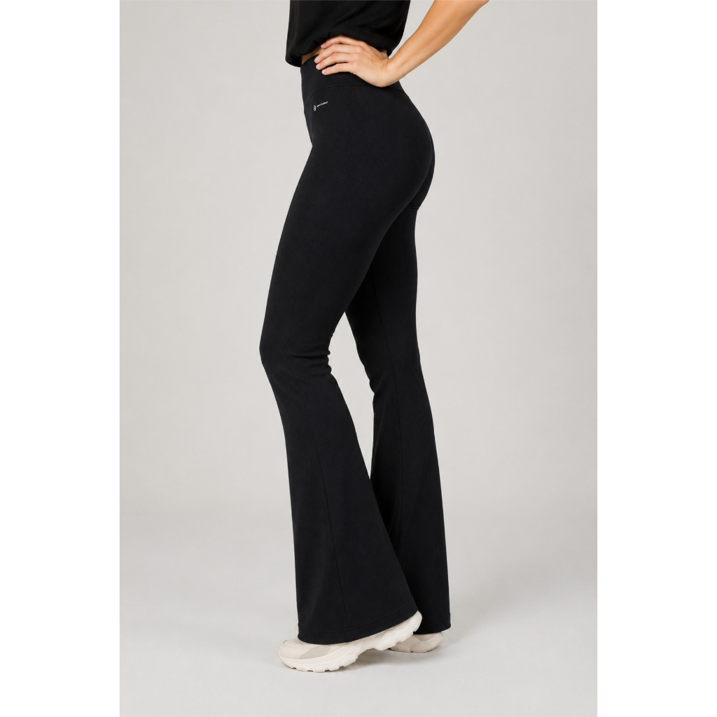 Legging Flare Preta Canelada Feminina Poliamida Academia Fitness Sem Transparência LG434