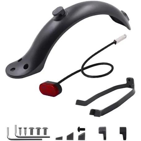 Kit paralama traseiro patinete elétrico 3 parafusos, com lanterna e reforço.