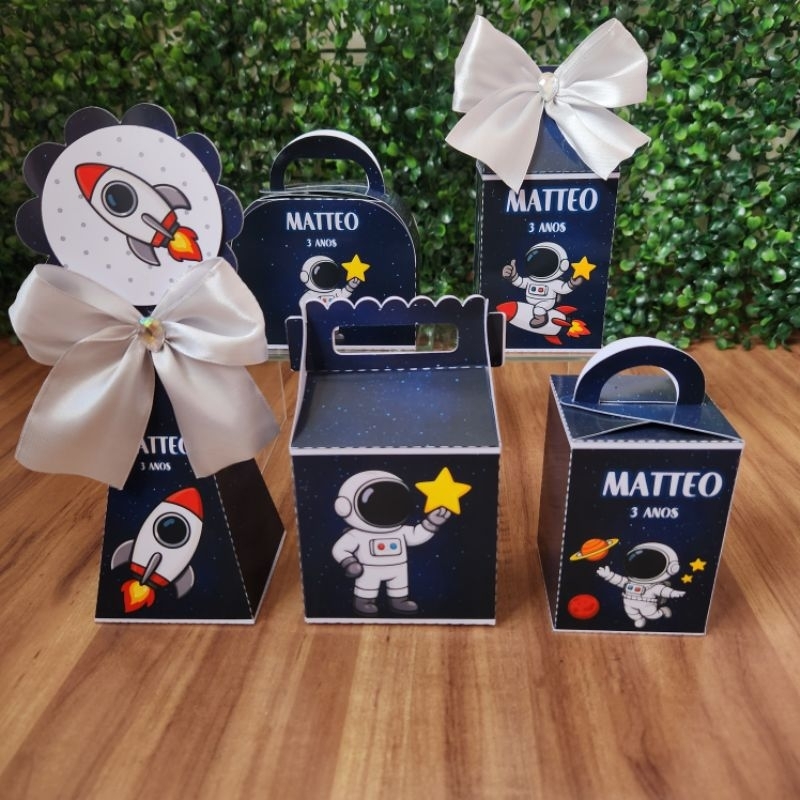 Kit Caixinhas Personalizadas Astronauta/ Aniversário/ Lembrancinha/Chá de Bebê