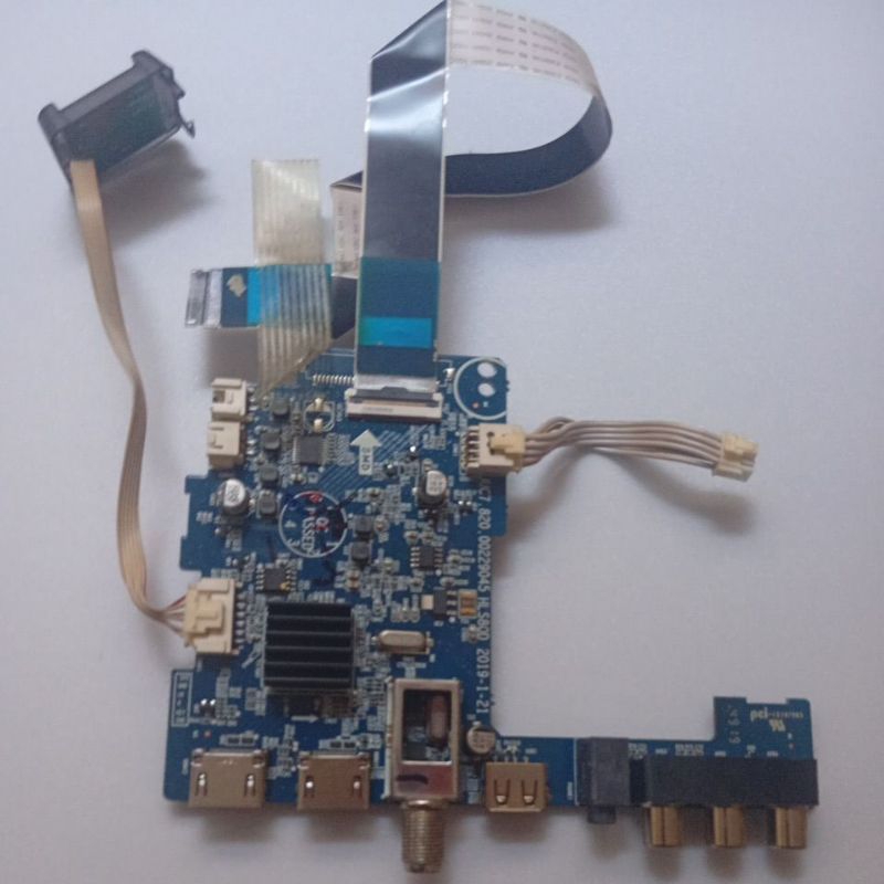 placa principal da tv Philco ptv32g50d juc7.820.00229045 funcionando