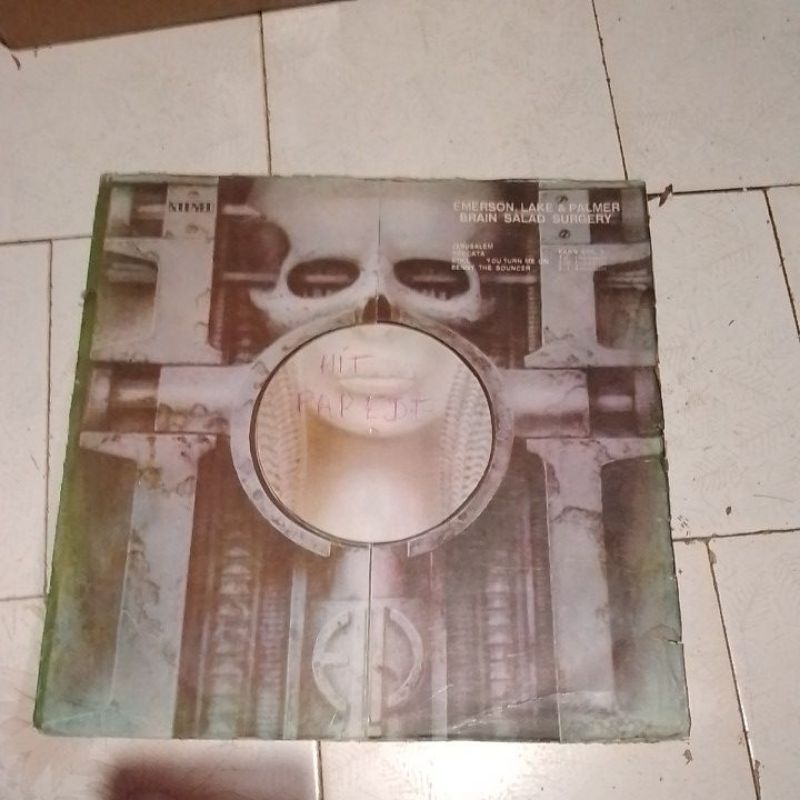 capa do LP Emerson .lake e palmer.