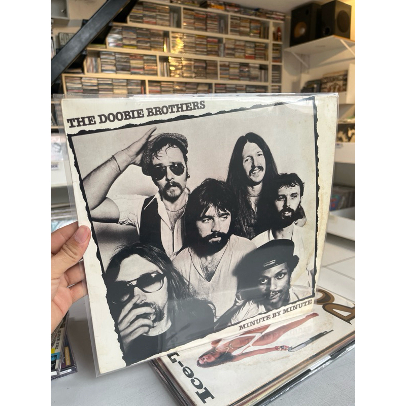 The Dobbie Brothers - Minute by minute