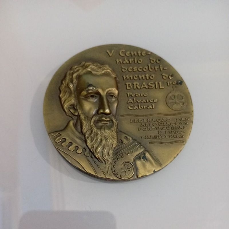 medalha comemorativa do centenário do descobrimento do Brasil  por Pedro Álvares Cabral bronze 58g  70mm