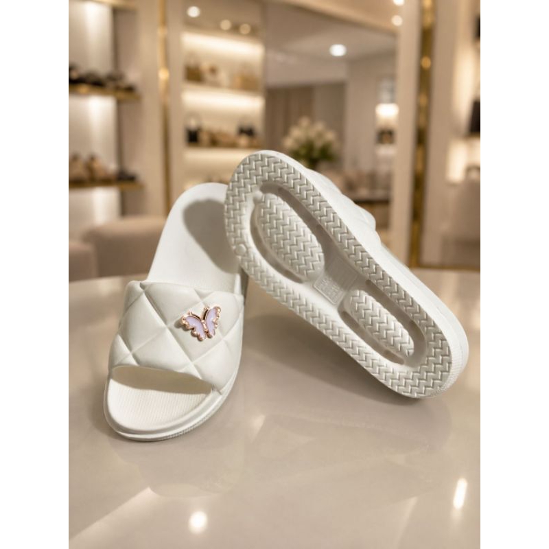 Chinelo Nuvem Feminino Slide Estilo Luxo Sandália Confortável Tendência 2026