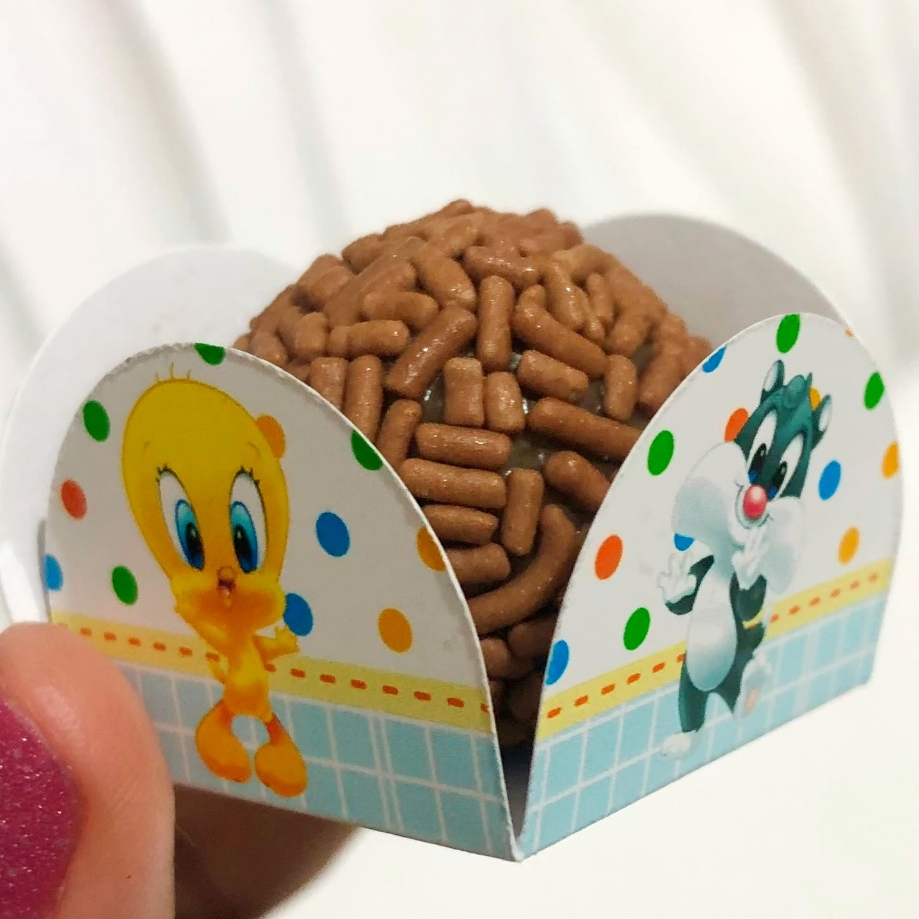 Forminha para Doces Baby Looney Tunes | Porta Brigadeiro e Beijinho | Personalizado Festa Infantil