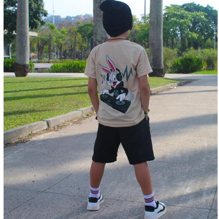conjunto infantil menino 4 ao 12 anos fresquinho confortável e estiloso roupa de menino juvenil coelho de fone
