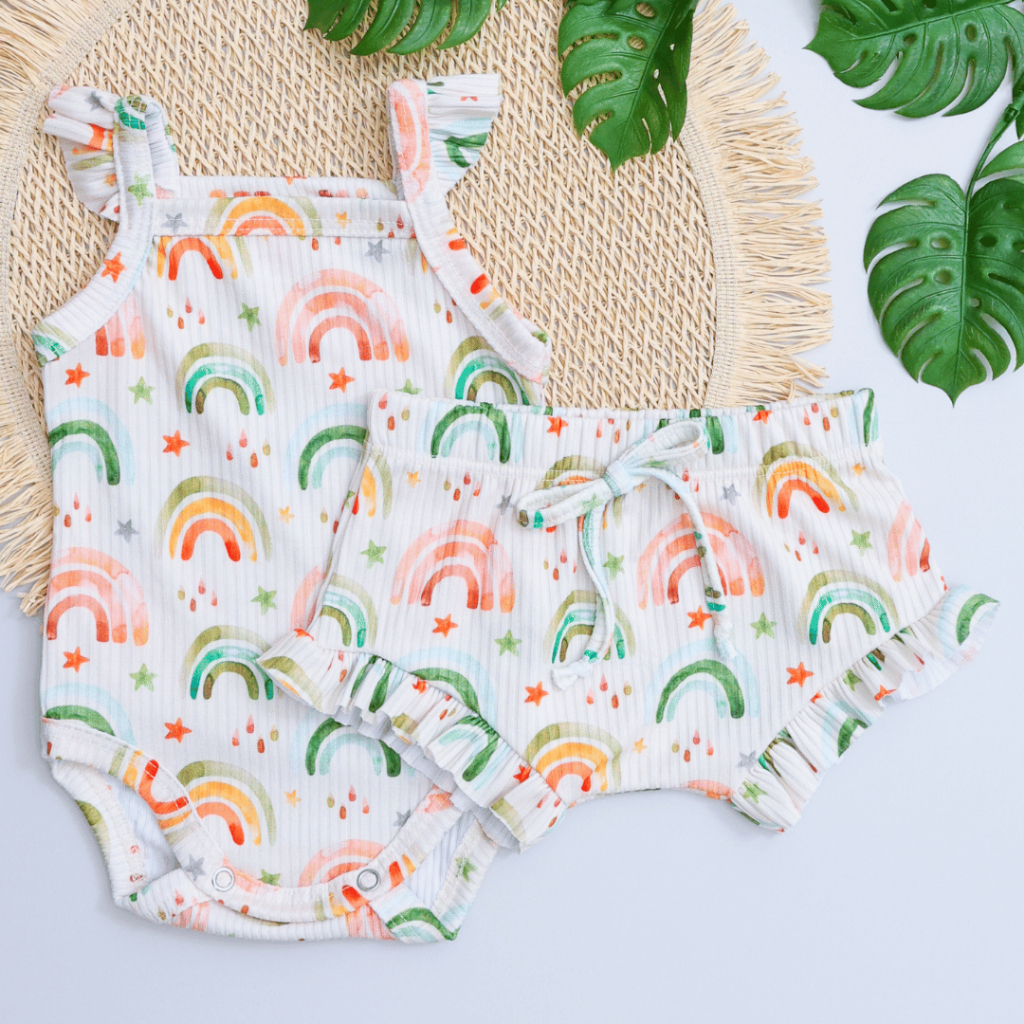 Conjunto Bebê Canelado Infantil Verão Body e Tapa Fralda Babado Estampado Arco Iris Menina