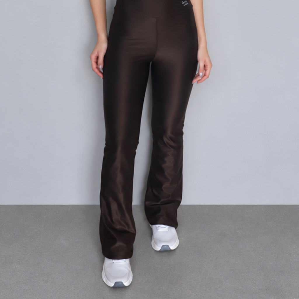 Calça Legging Flare Feminina Poliamida Cintura Alta Bailarina Fitness Academia Blackout Zero Transparência