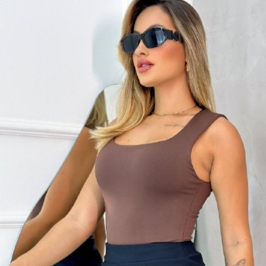 Regata Blusinha Feminina Decote Quadrado Suplex Duplo Básica Lisa Elegante Blogueira Tendencia