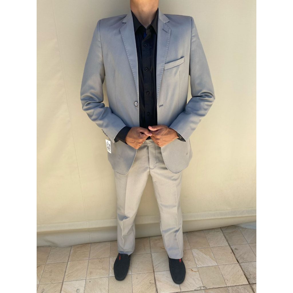 Terno Masculino Slim Gabardini  Cinza Claro Direto da Fabrica  - Social Padrão Premium - 2026 Tecido Tecnológico