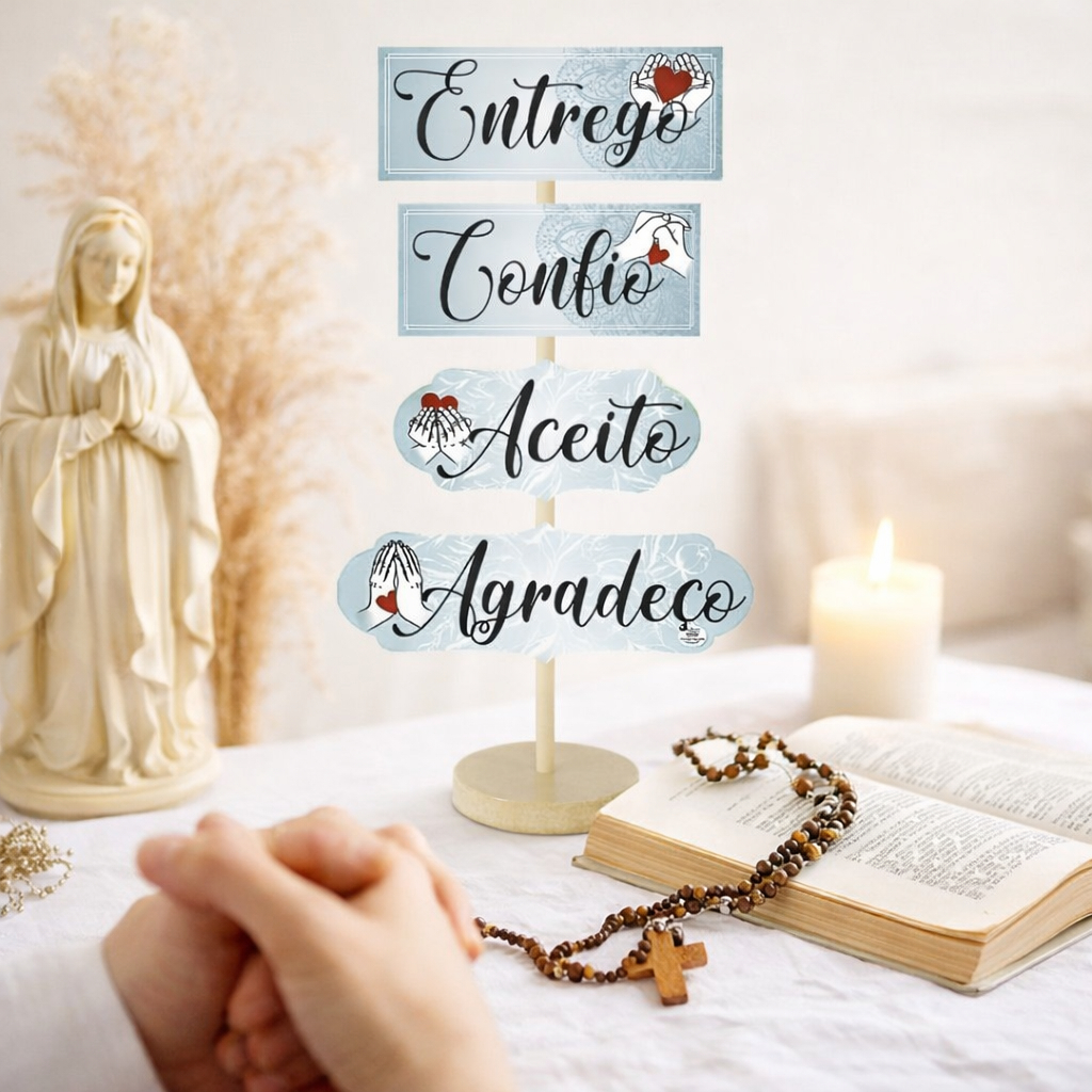 Decoração de Mesa com Pedestal - Entrego, Confio, Aceito, Agradeço