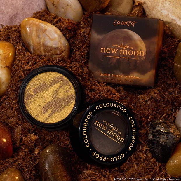 ColourPop Twilight New Moon We Wont Bite – Super Shock Shadow