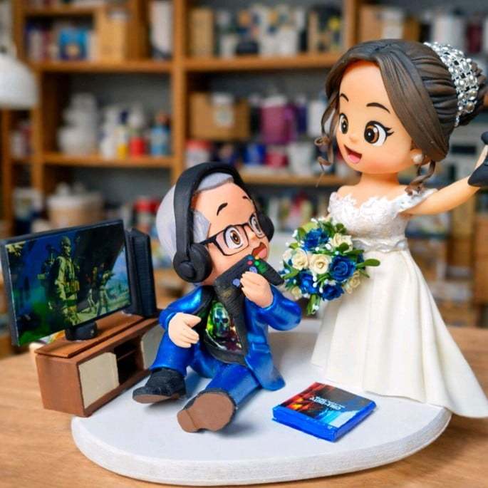 Topo de Bolo Casamento Noivinhos Personlidos Jogando Vídeo Game Biscuit